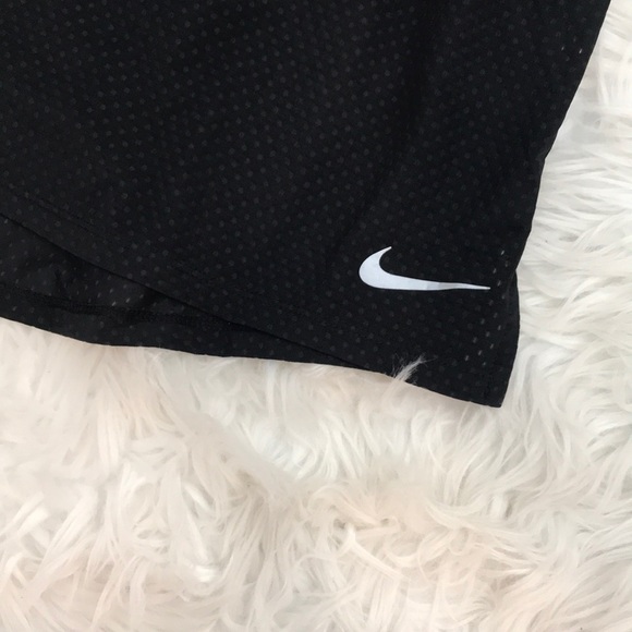 🌸 2 for $30 🌸 Nike top - Picture 2 of 7